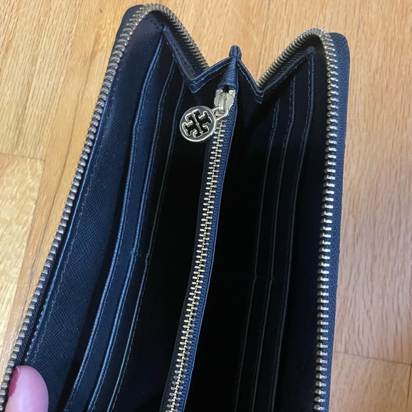 Tory Burch wallet - Picture 6 of 6